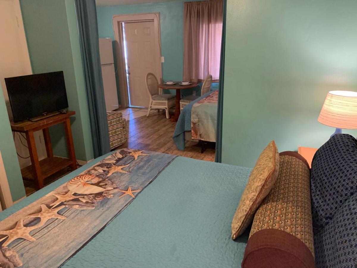 סיינט פיטרסברג Michaels Siesta Motel מראה חיצוני תמונה