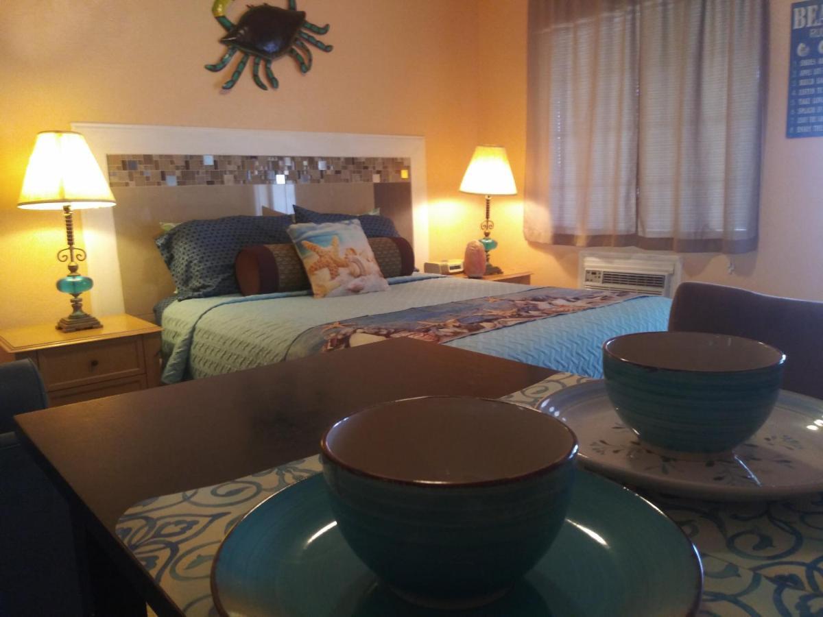 סיינט פיטרסברג Michaels Siesta Motel מראה חיצוני תמונה